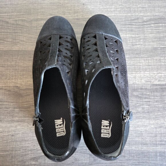 Drew Metro Perforated Leather Low Wedge Slip-On Shoes Black 8.5 WIDE Orthopedic - Picture 6 of 12